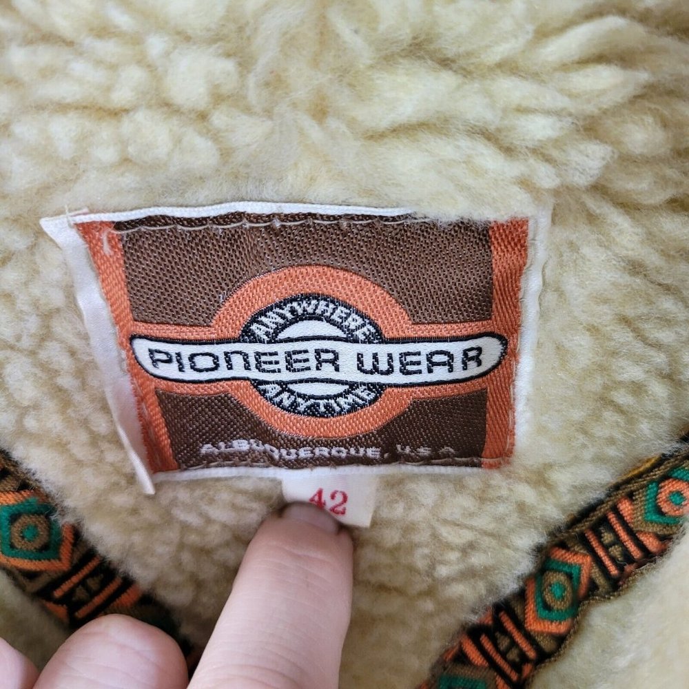 Vintage Sheepskin Faux Shearling Leather Fur Marlboro Men Coat sz 40/42 Rancher - Picture 8 of 8